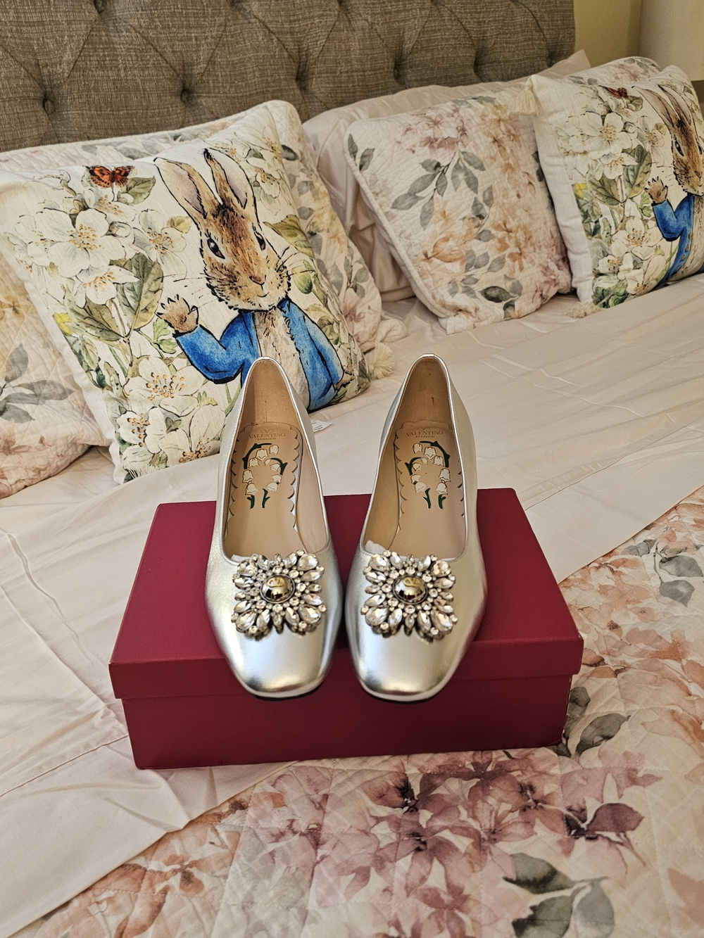 Valentino Silver Embellished Women's Court Shoes. They Can Fit 9 W / 9.5